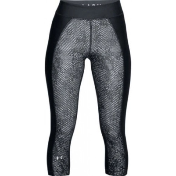 Under Armour Pants - Under Armour  Leggings Gray and Black Printed Workout Capri Large Women's